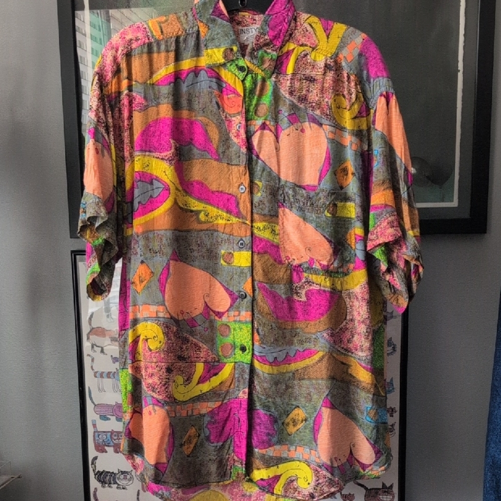 VTG 90s Abstract Button-Up Shirt - Size L